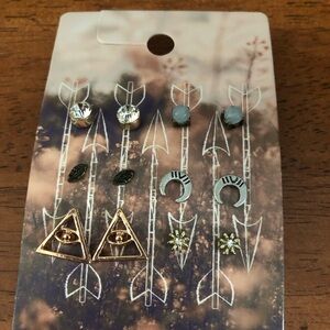 Earrings Set from Aero & AEO